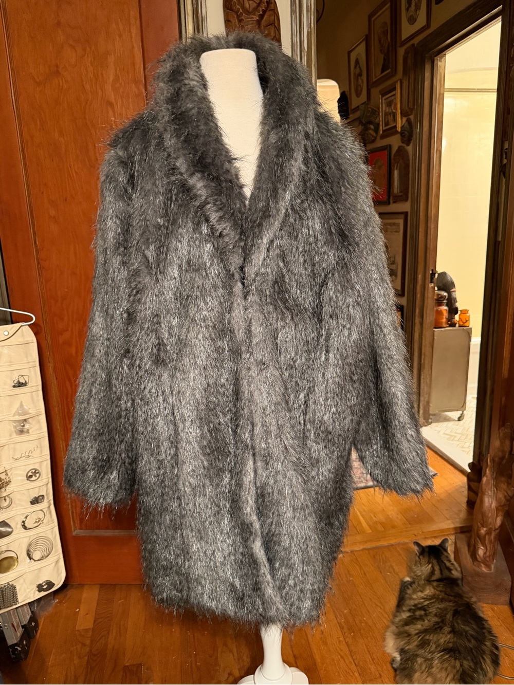 Faux Fur Lined Grey Coat With Pockets Size 1X by Roaman's NEW